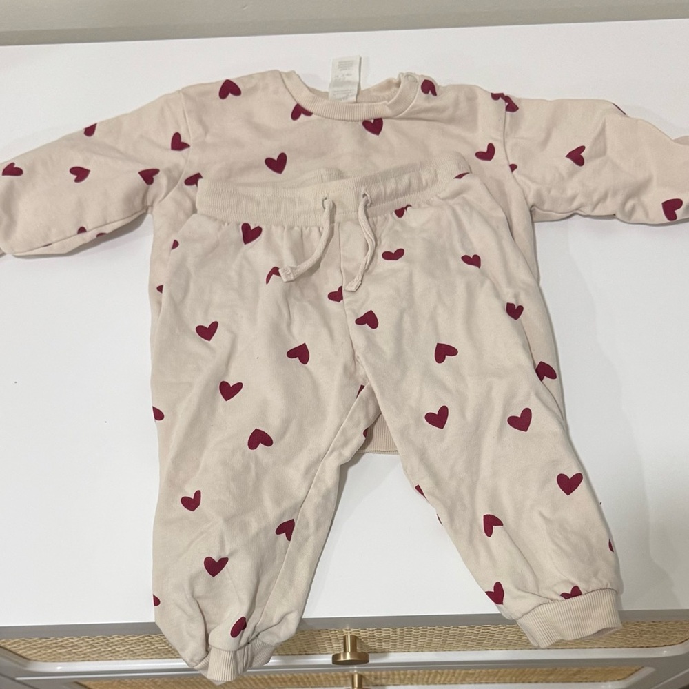 H&M Cream and Red Heart Kids Matching Set